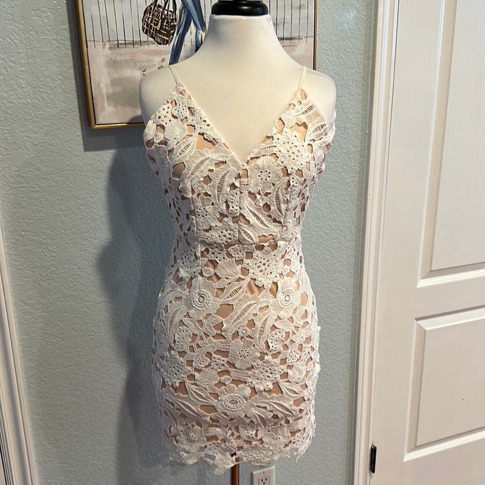 Garota • White Lace Mini • Sz S • NEW!